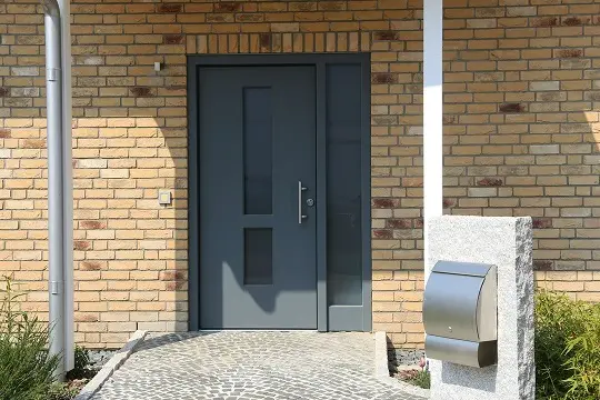 drzwi wejściowe